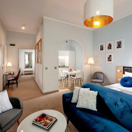 Holiday Suites Cracow Krakau Exterior foto