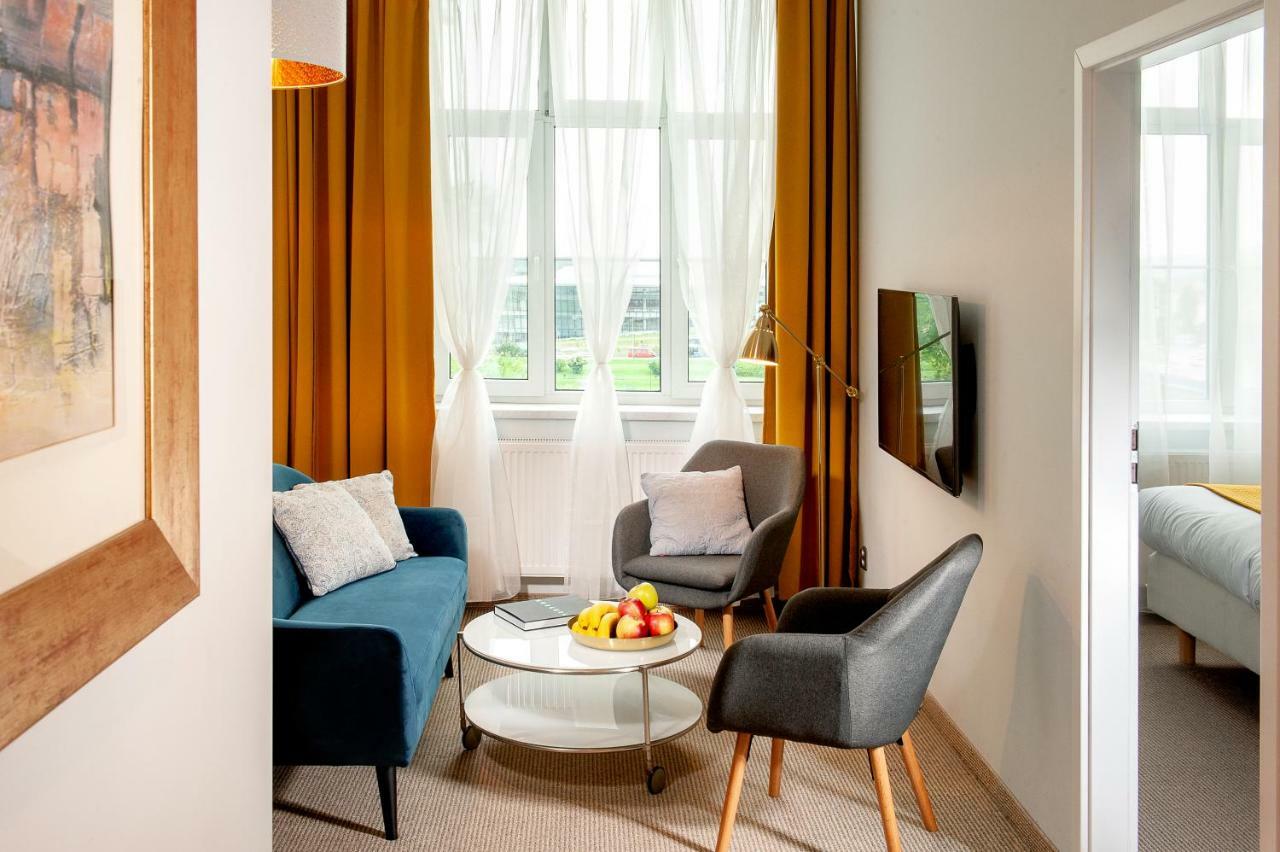 Holiday Suites Cracow Krakau Exterior foto